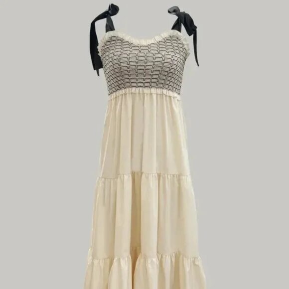 Black and Beige Contrast Sleeveless Tiered Hem Flowy Maxi Dress - Picture 6 of 6